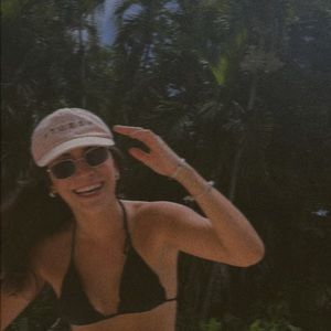 Meet your Posher, Bruna